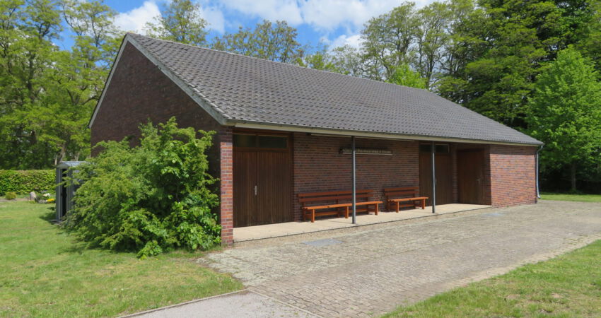 Blick auf den Friedhof Raddestorf