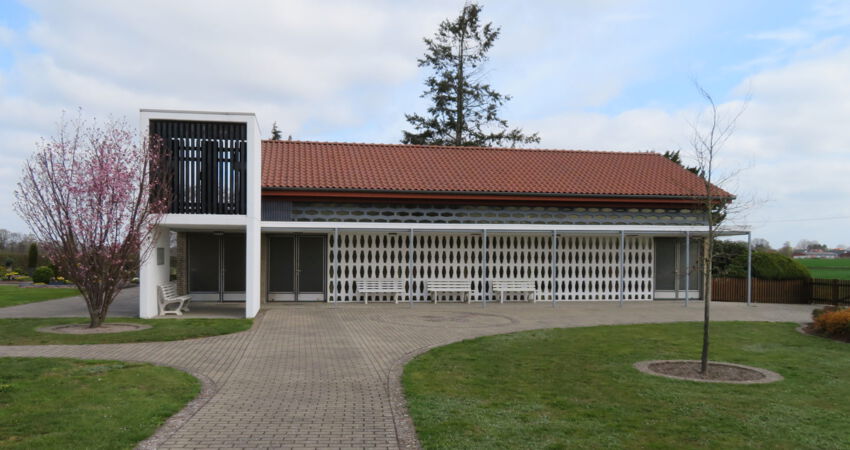 Blick auf den Friedhof Bonhorst in Warmsen